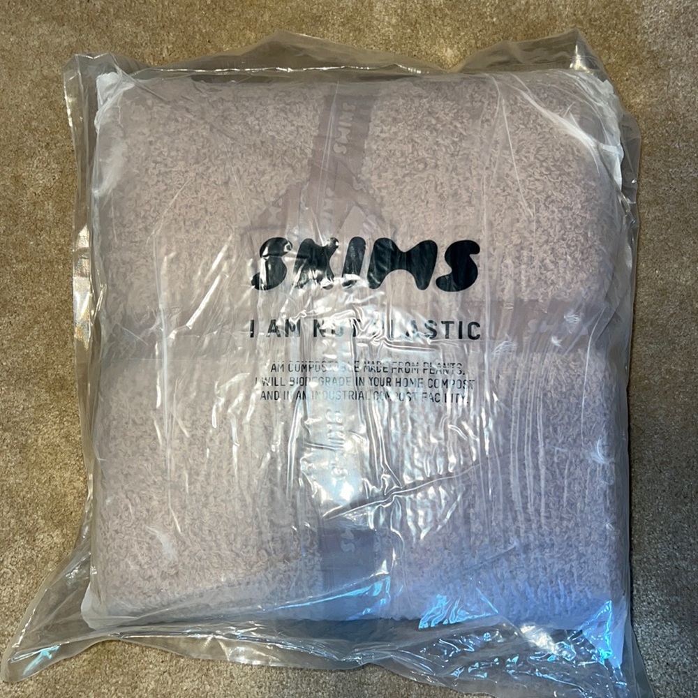 COPY - Camel Skims COZY KNIT Blanket